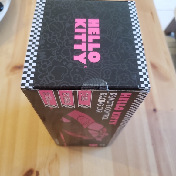 🔥 Hello Kitty Remote Control Racing Car - Picture 11 of 12